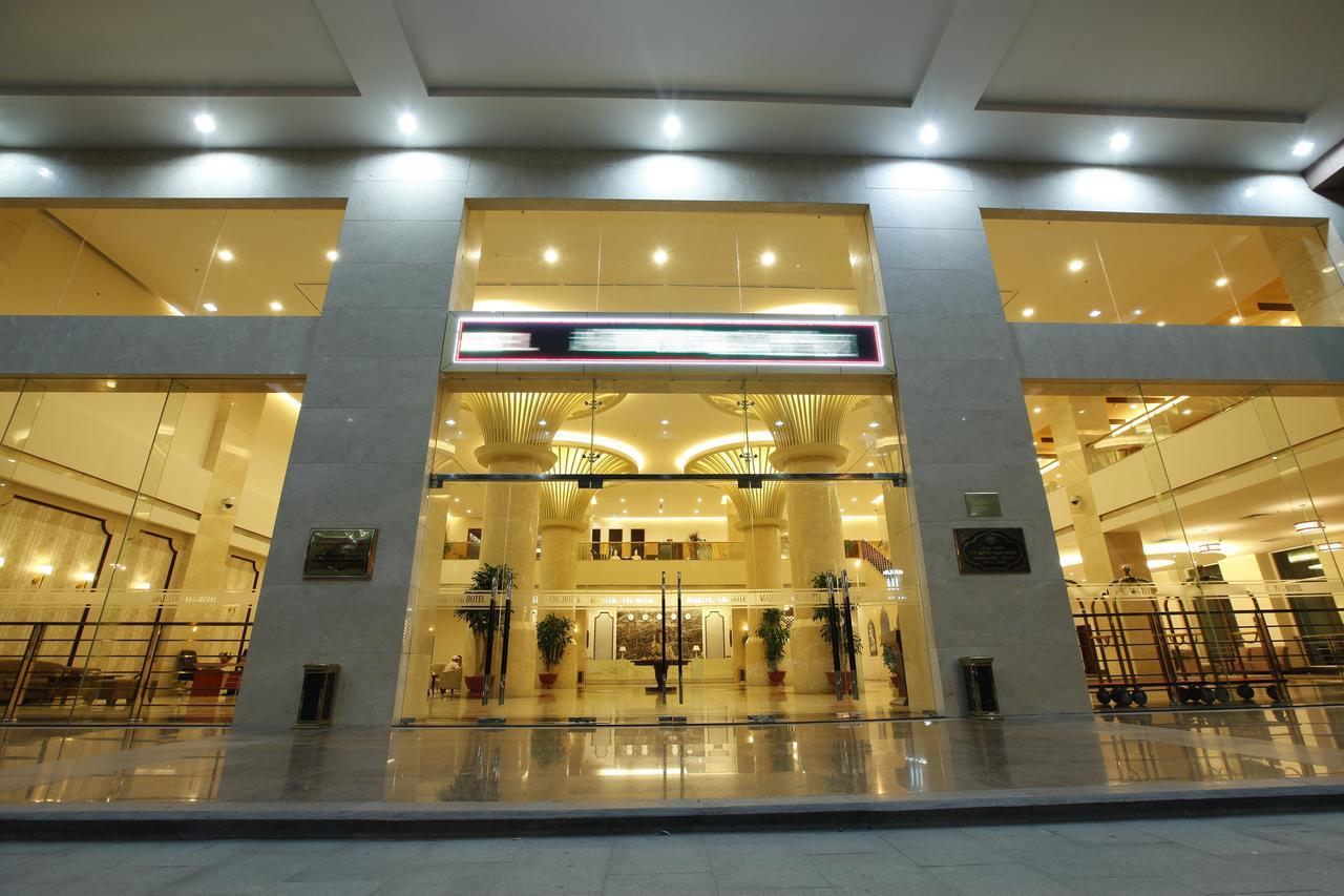 Majestic Mong Cai Hotel מראה חיצוני תמונה